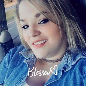 Meet your Posher, Kelly